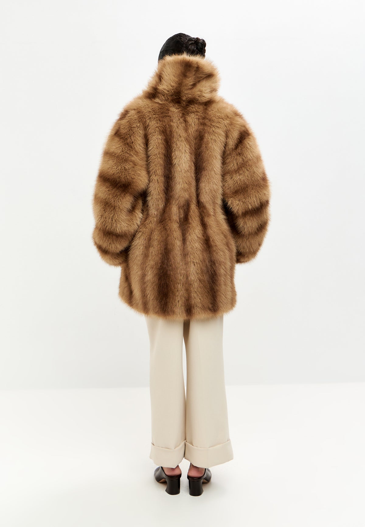 Faux Fur Coat Dorada