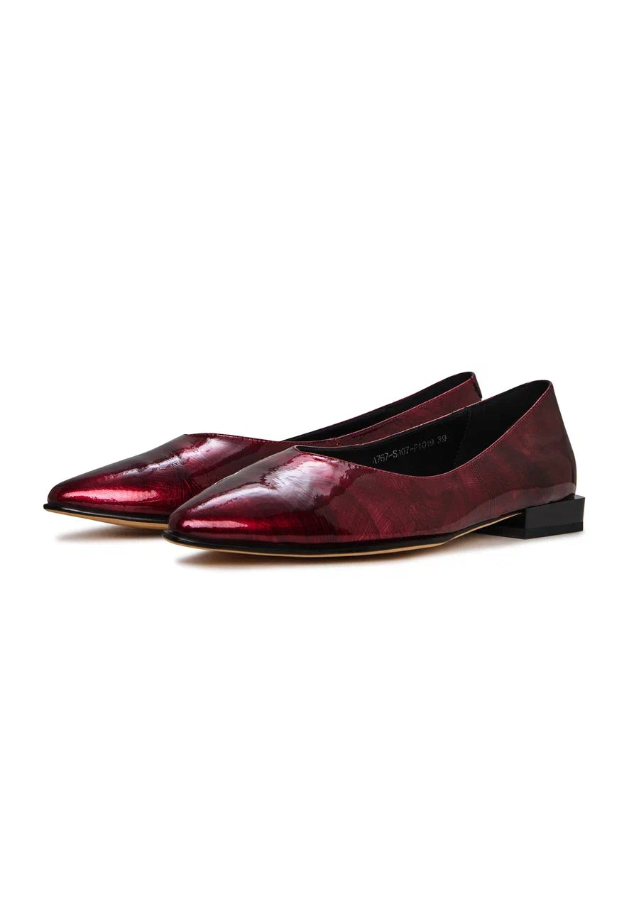 Classic Black Pointed-Toe Ballet Flats - Bordeaux