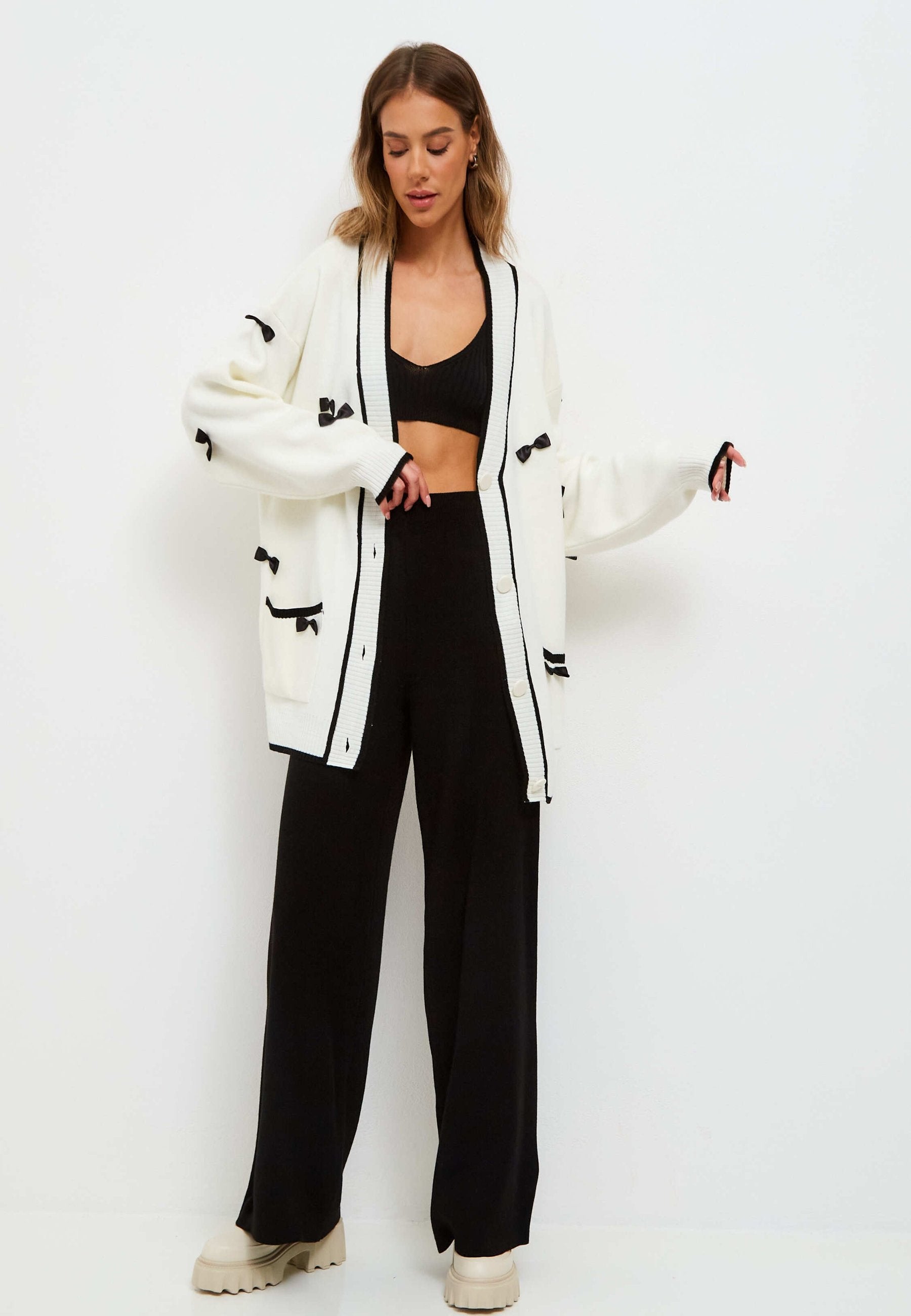 Oversized Jogger Set Cardigan and Pants - White