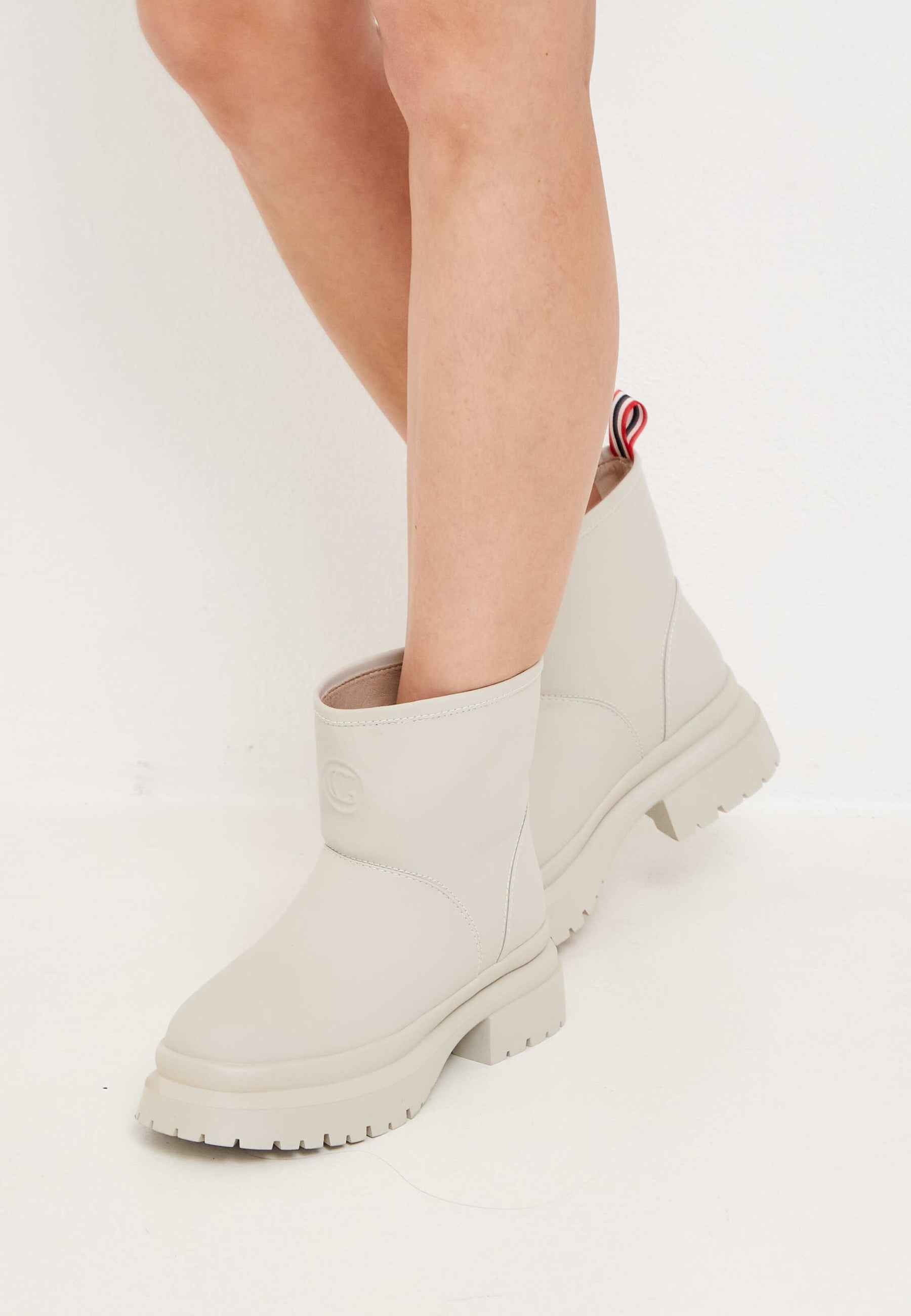 Classic Winter Pull-On Boots - White