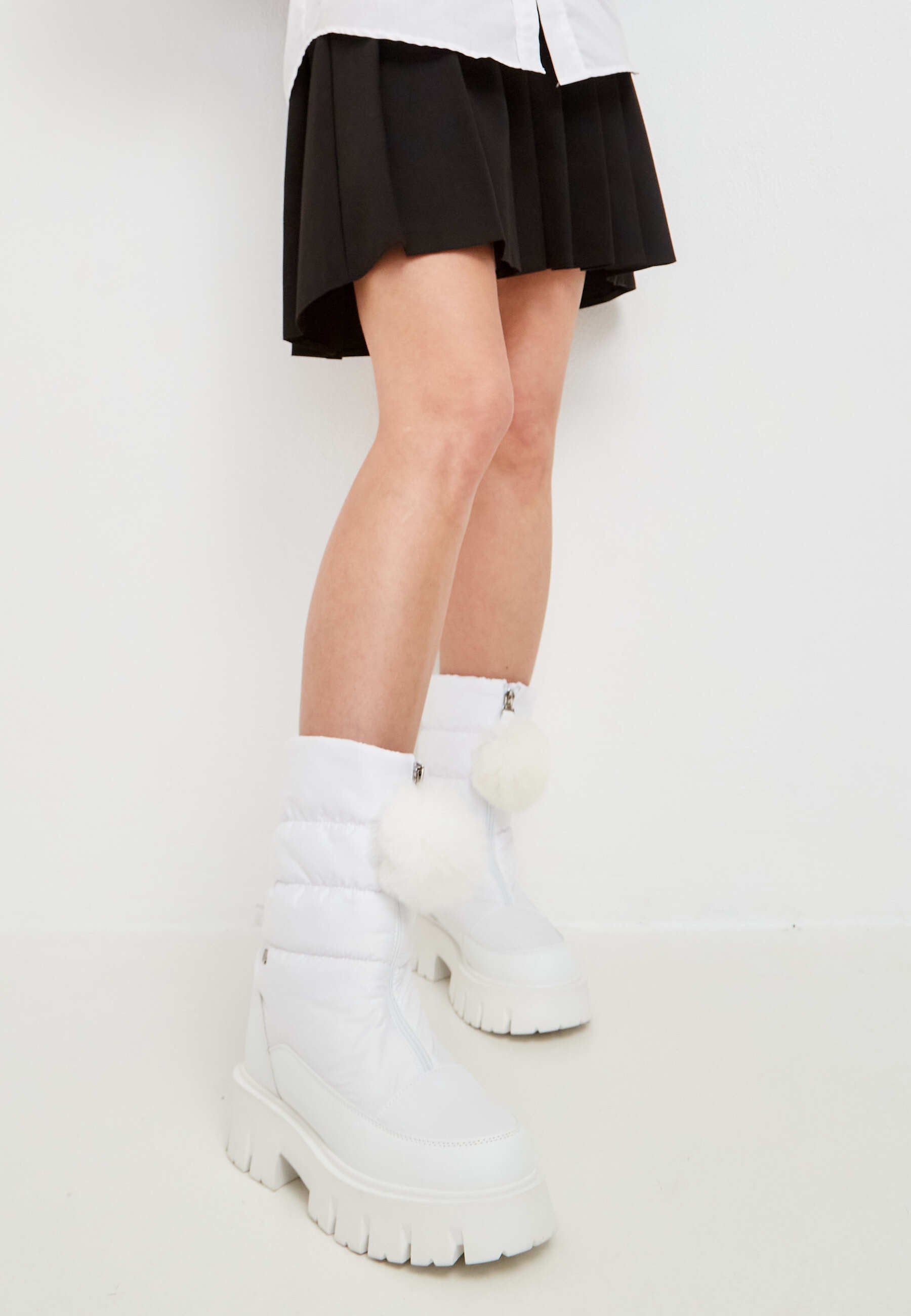 Fur-Trimmed Winter Boots - White