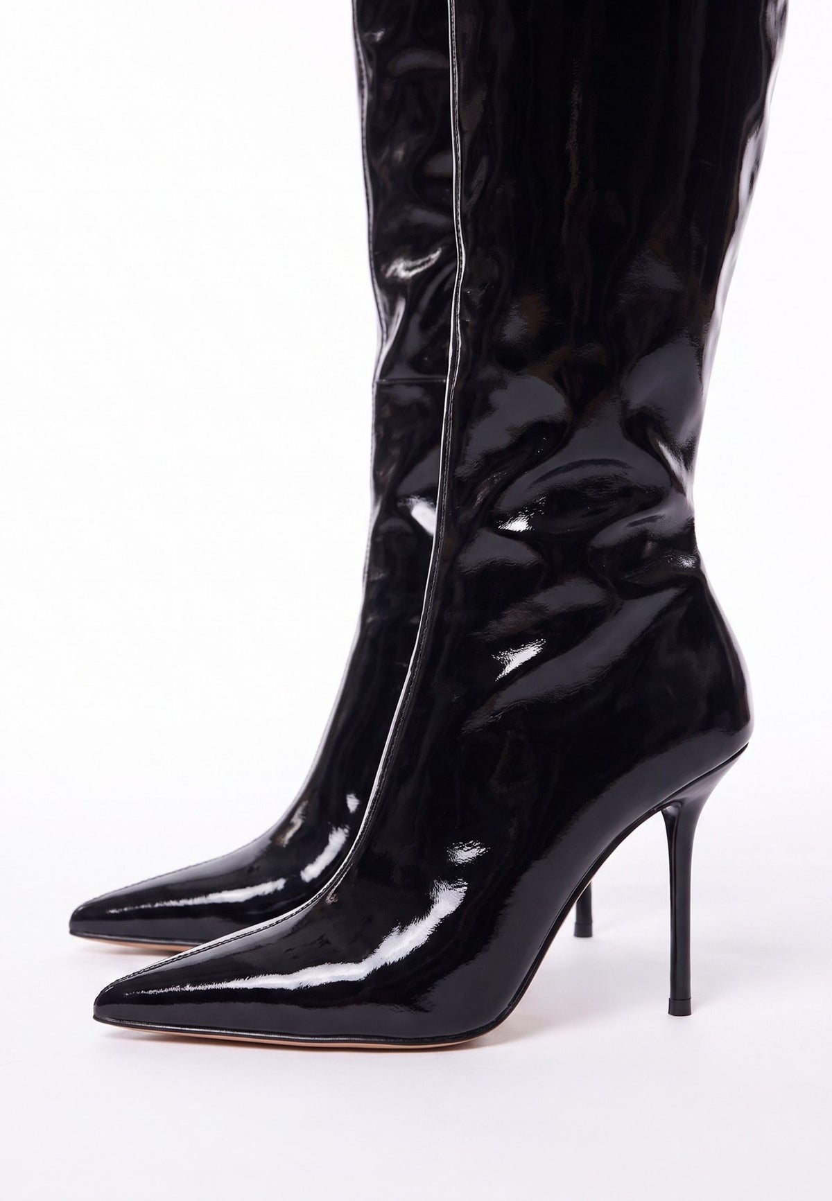 Botas altas Sleek con tacón stiletto – Negro