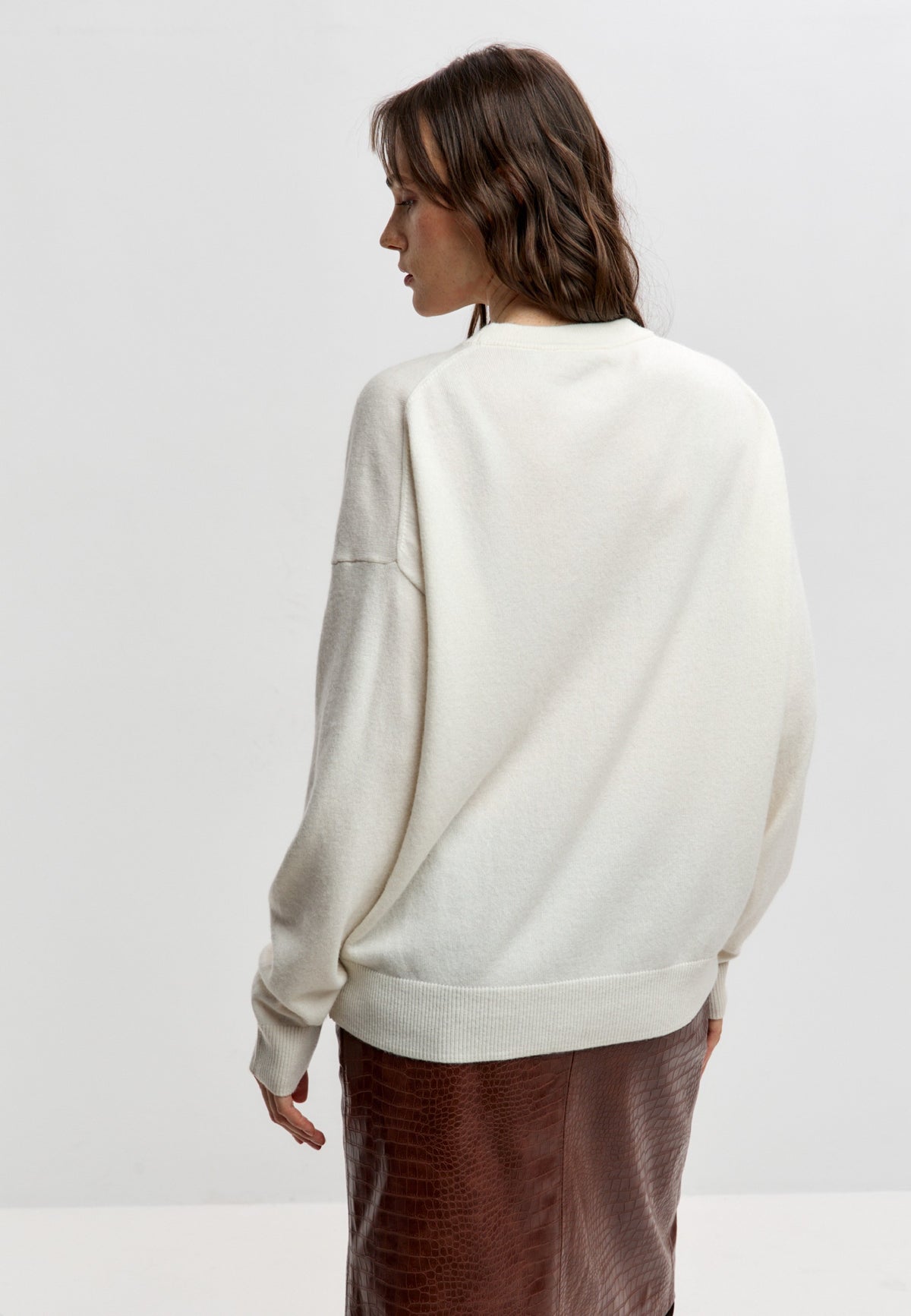 Cardigan i merinould med lynlås – Milky