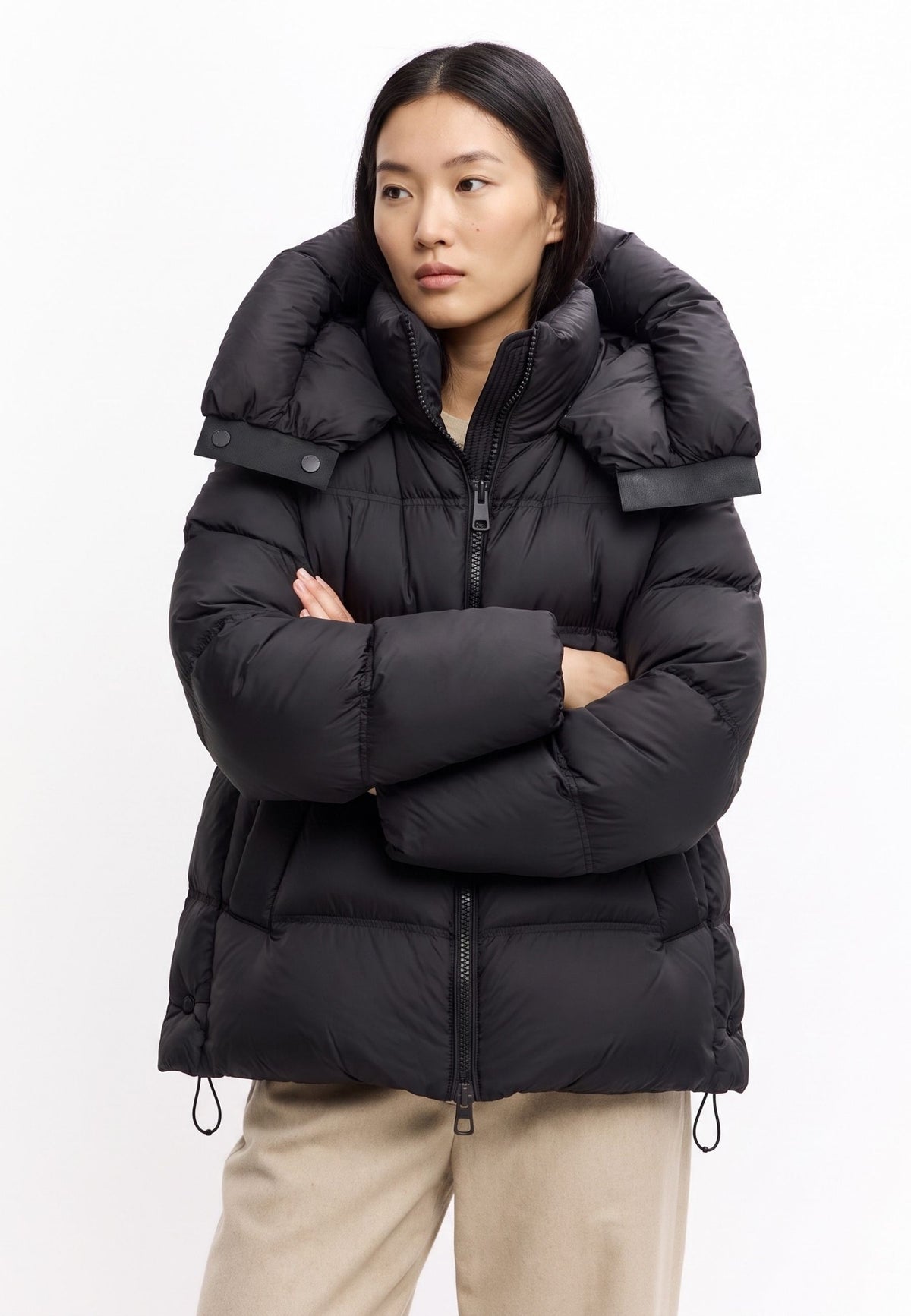 Cropped Hooded Down Puffer Jacket - Black