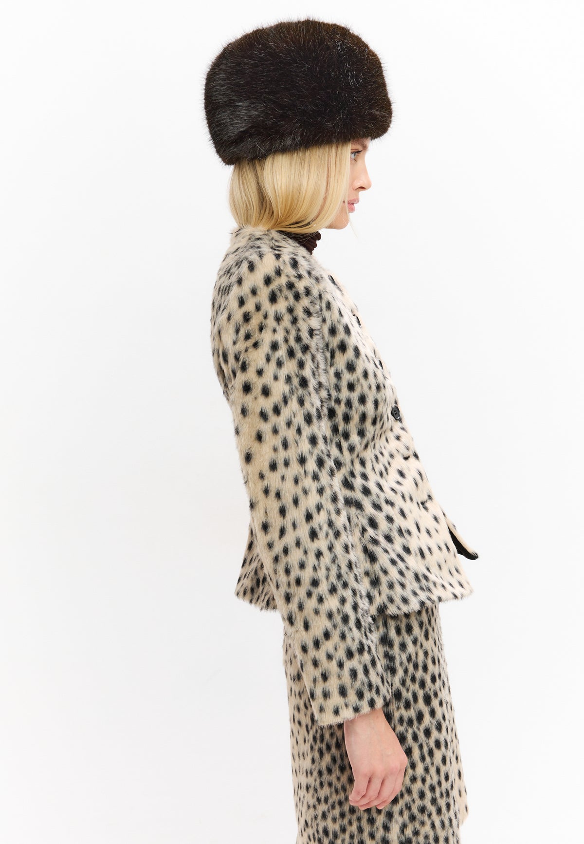 Gorro de invierno de piel sintética – Marrón oscuro