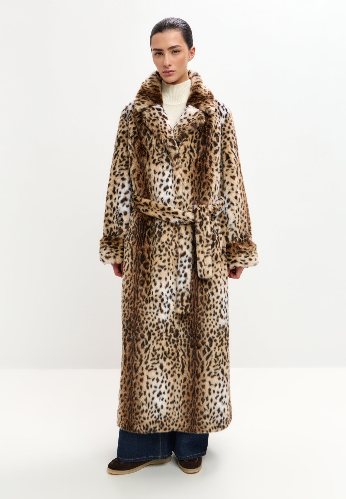 Maxi-Mantel aus Kunstfell Reina – Leopardo