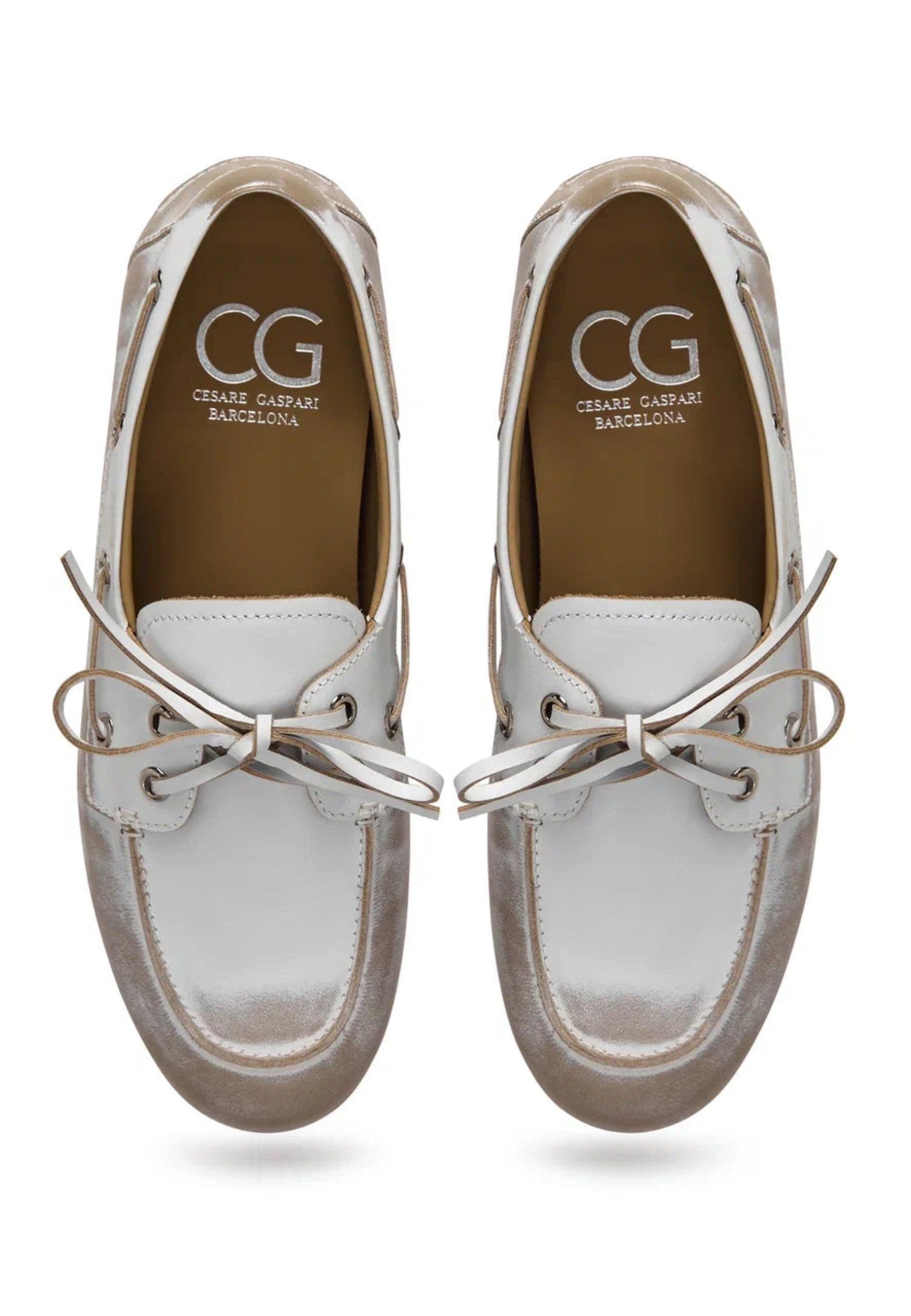 Classic Worn-Effect Leather Loafers - White