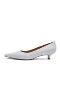 Zapatos de salón de tacón kitten y punta – blanco