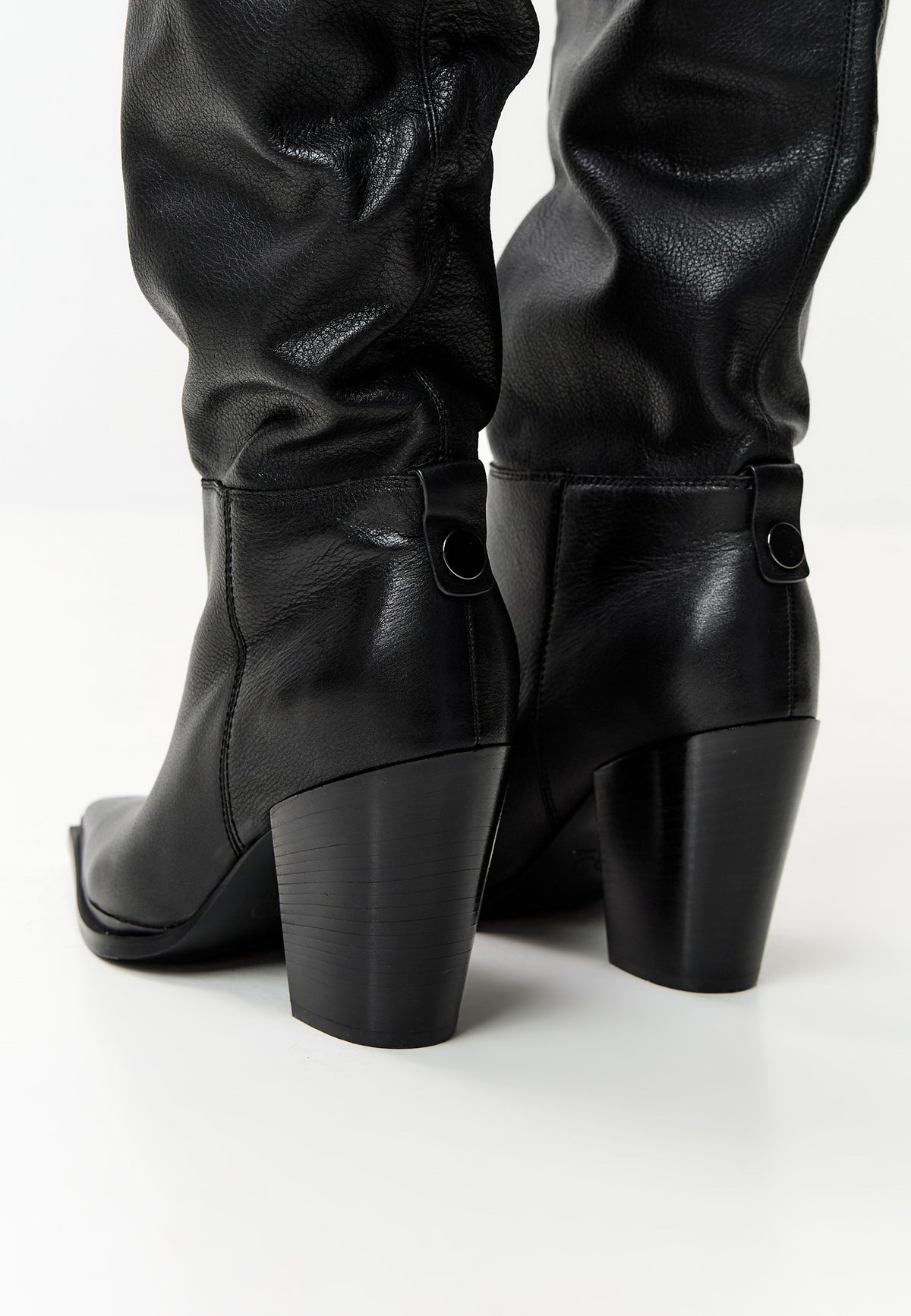 Bottes hautes en cuir – noir