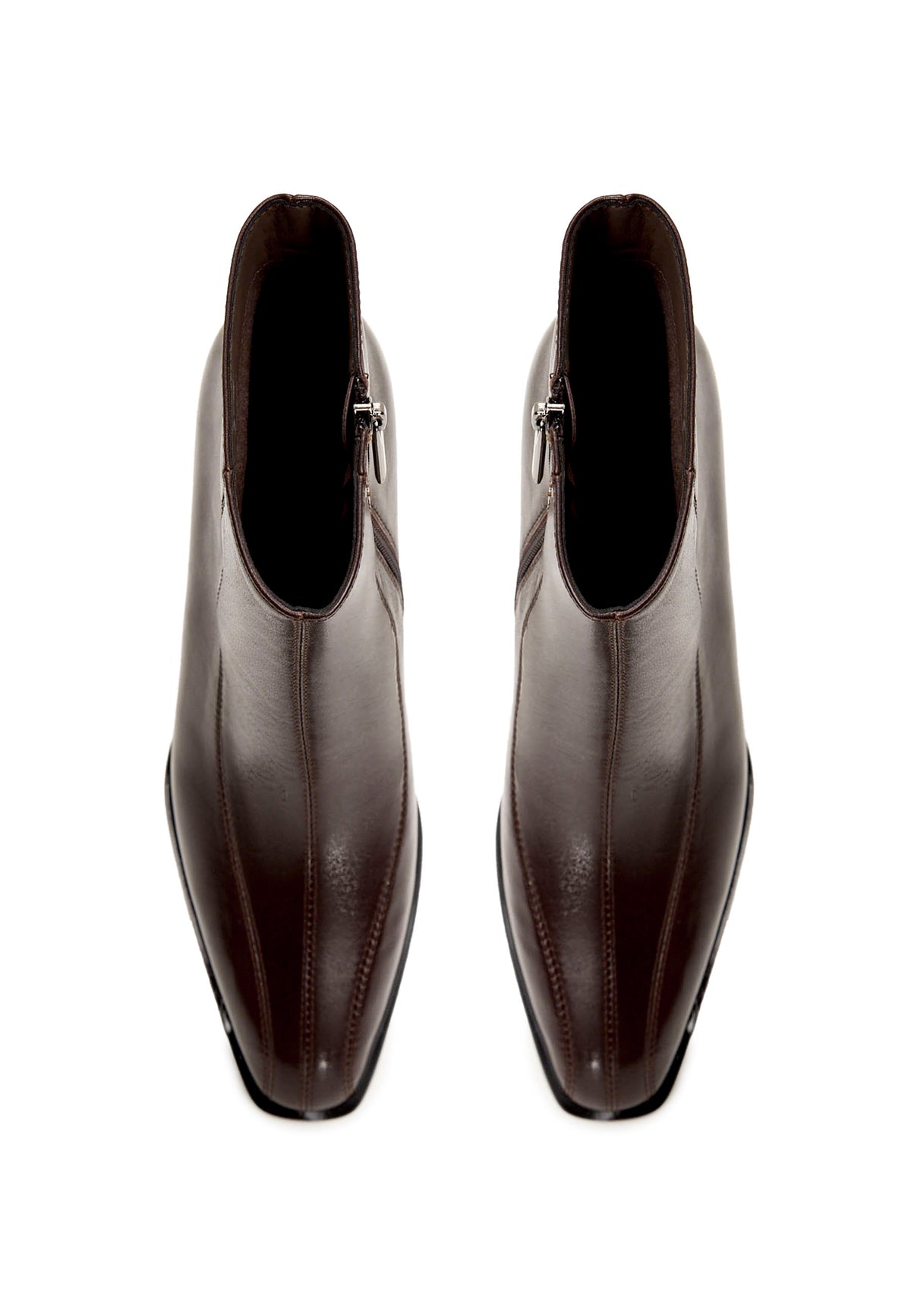 Bottines en cuir à bout carré