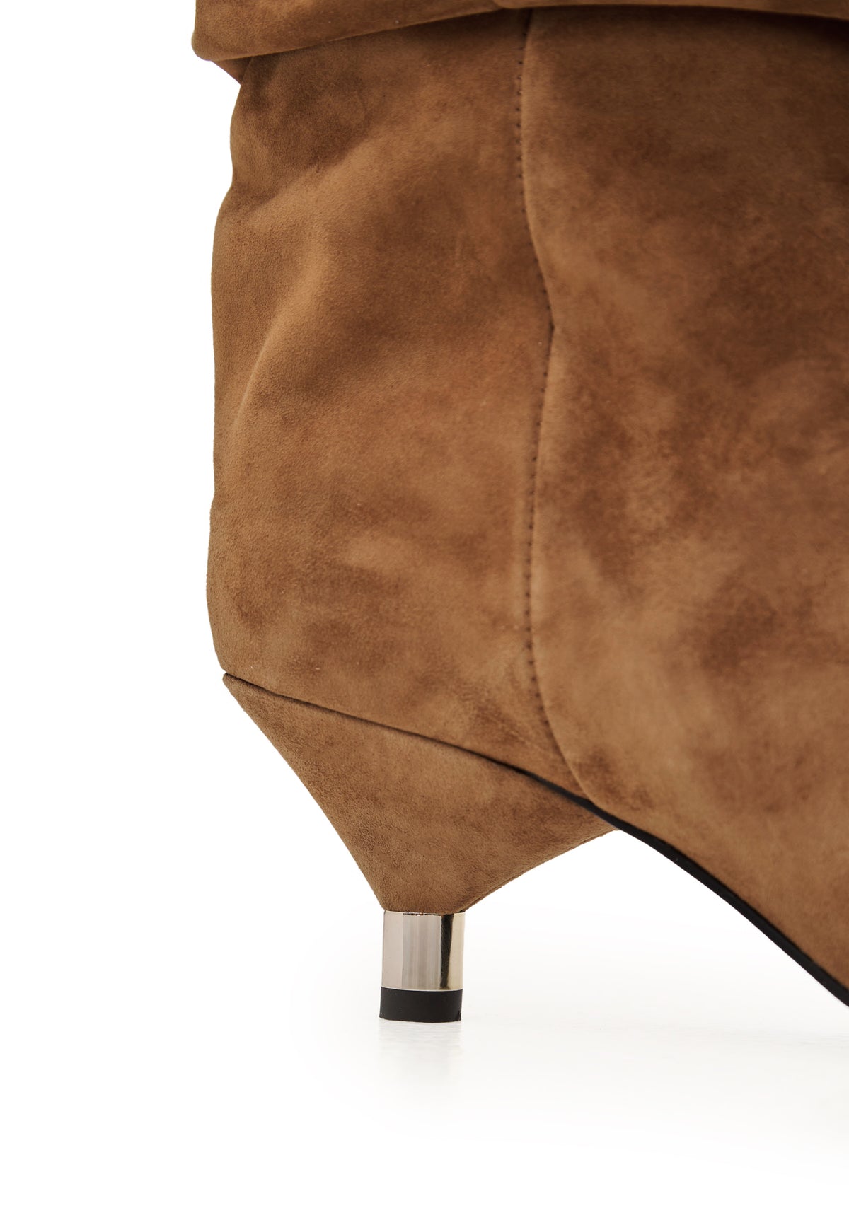 Botki na obcasie typu kitten heel – Brązowe