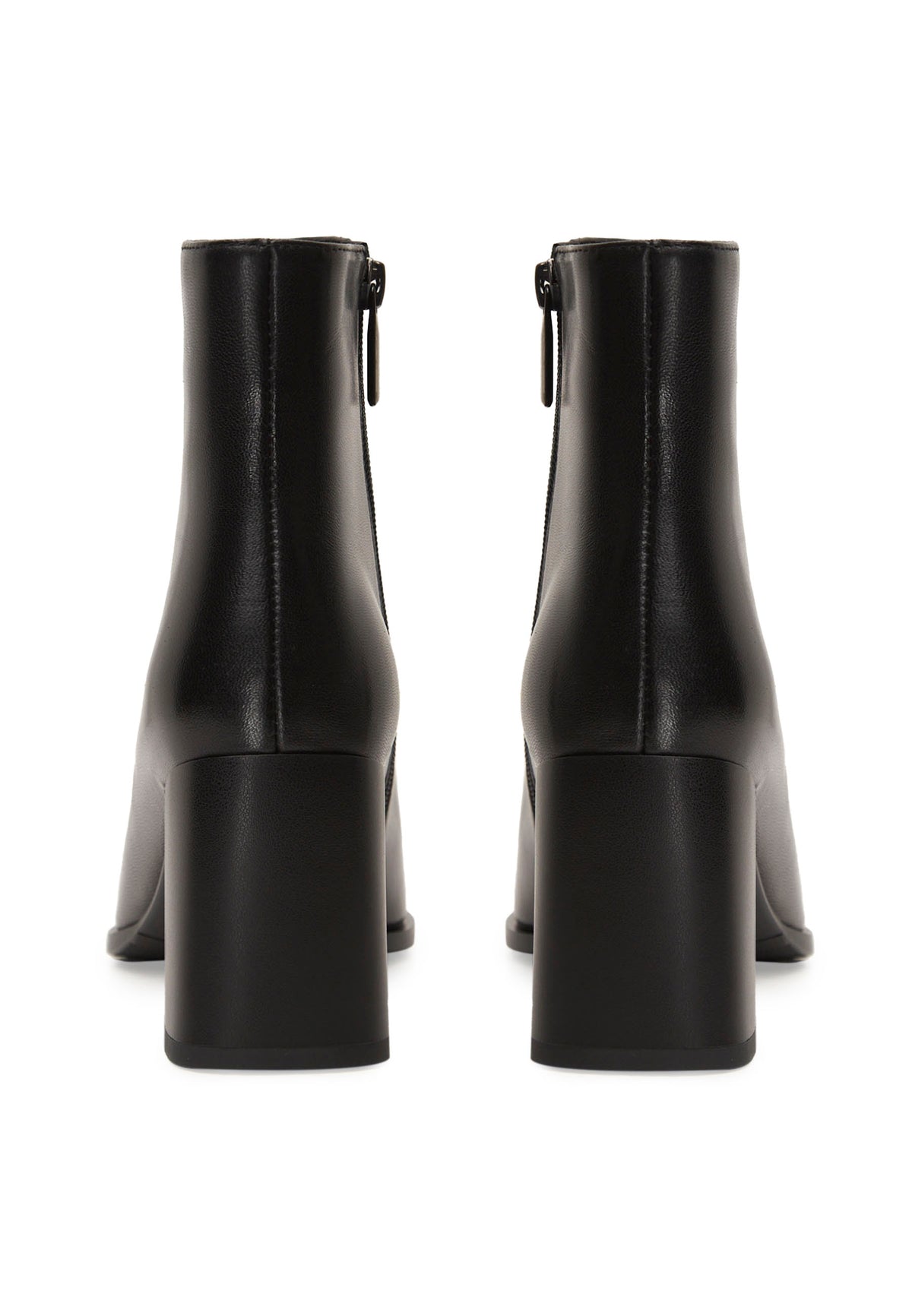 Bottines Sophia à talon bloc – noir