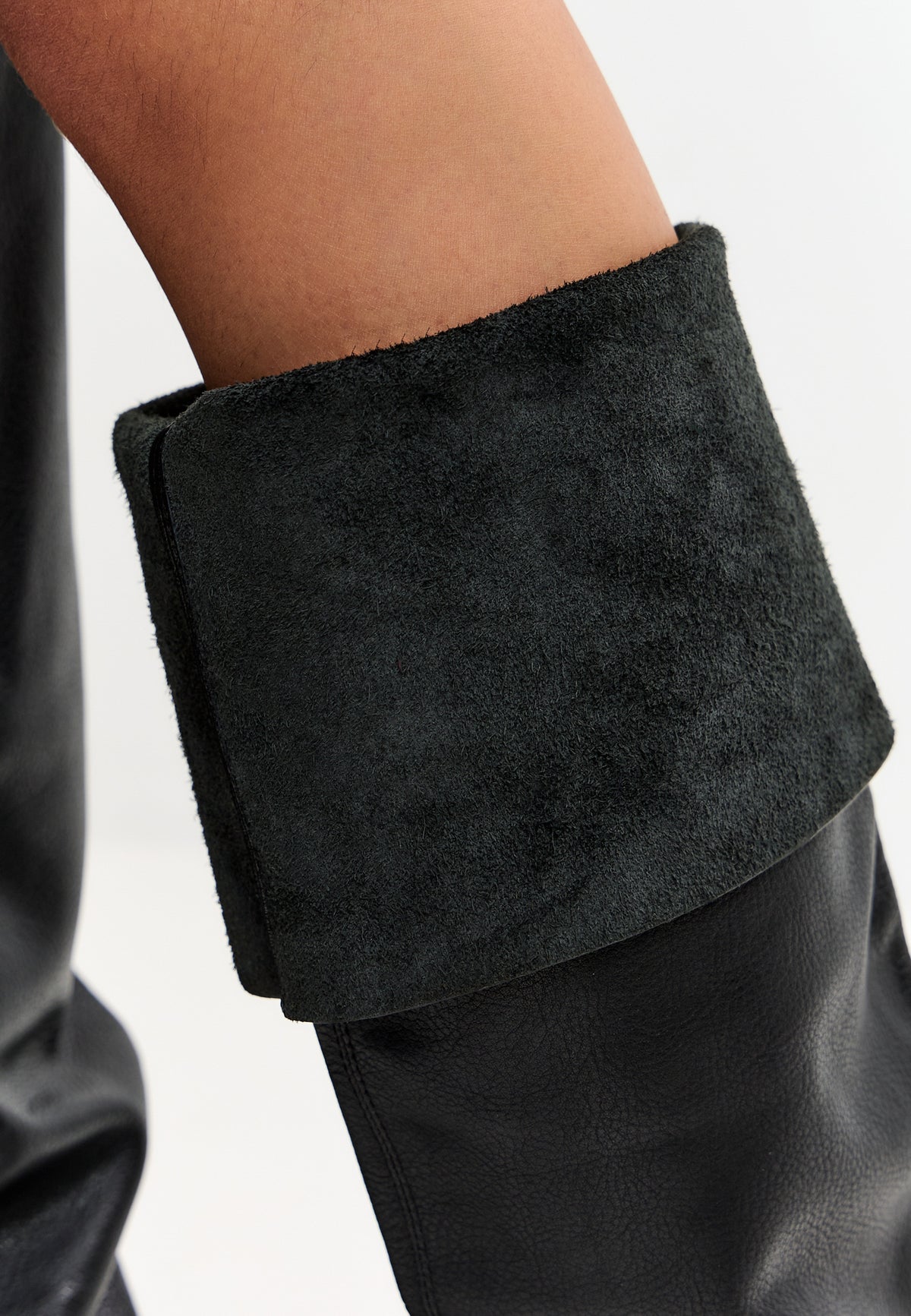 Bottes hautes en cuir – noir
