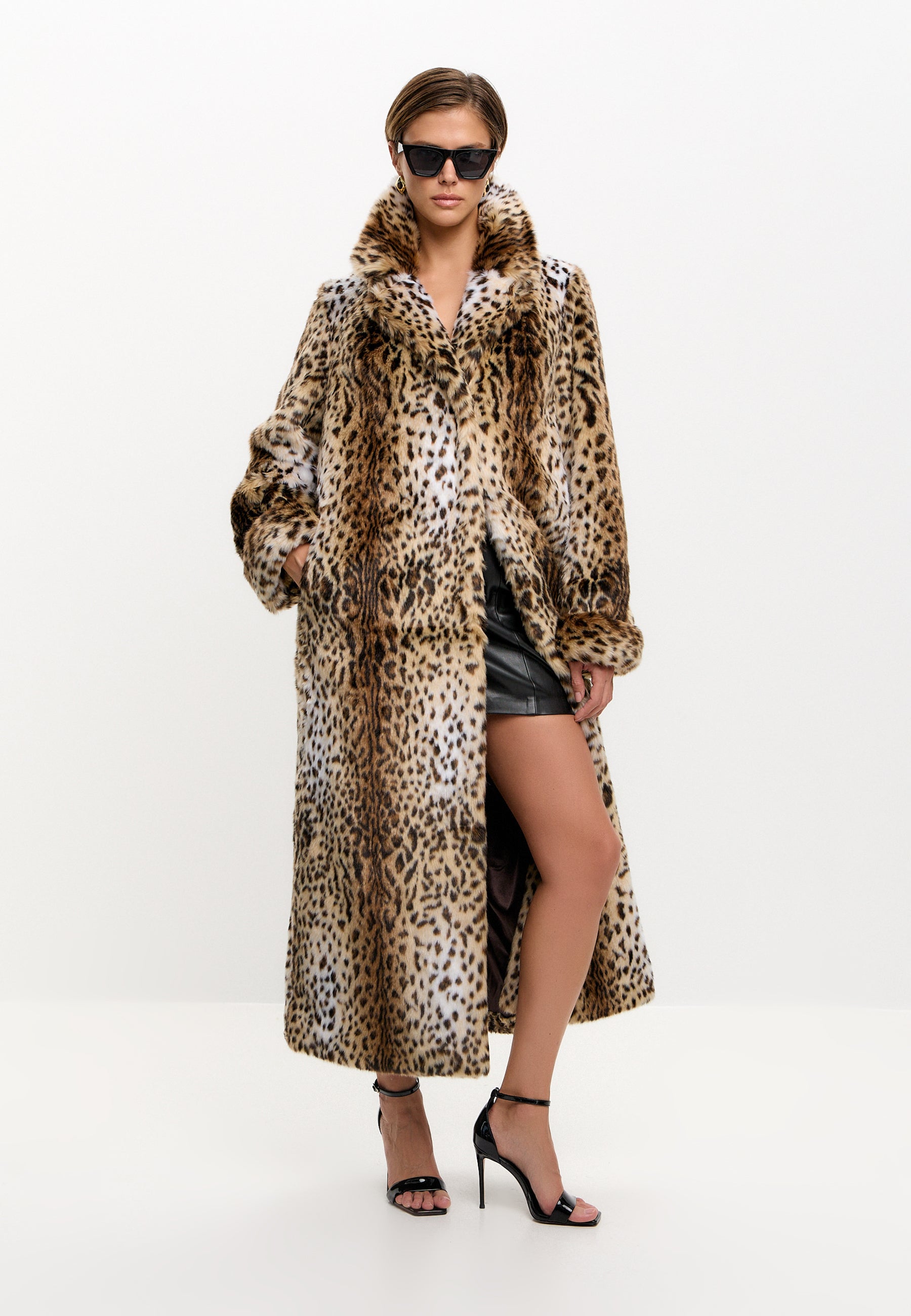 Długi płaszcz ze sztucznego futra – Leopard