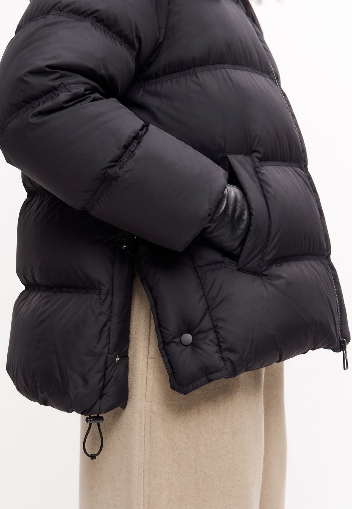 Cropped Hooded Down Puffer Jacket - Black