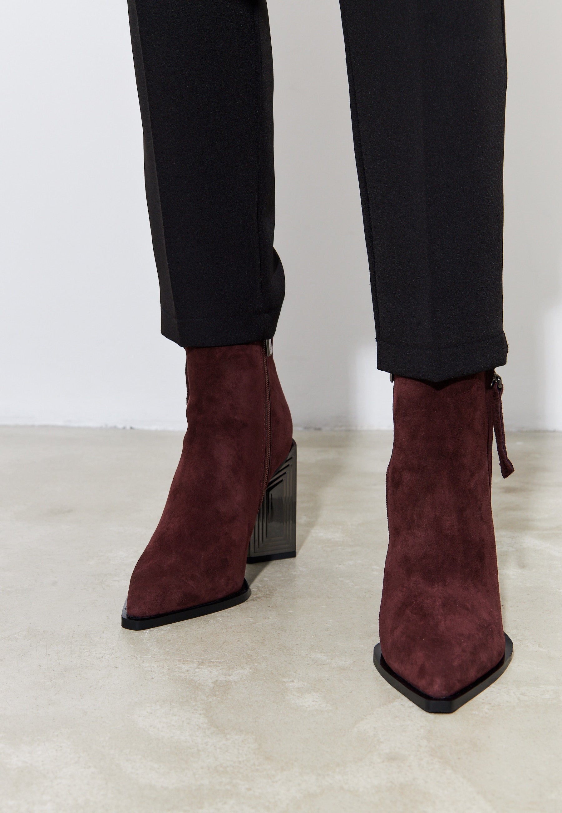 Classic Leather Ankle Boots - Cesare Gaspari 