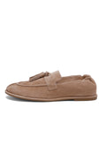Loafers en daim à pampilles – Beige