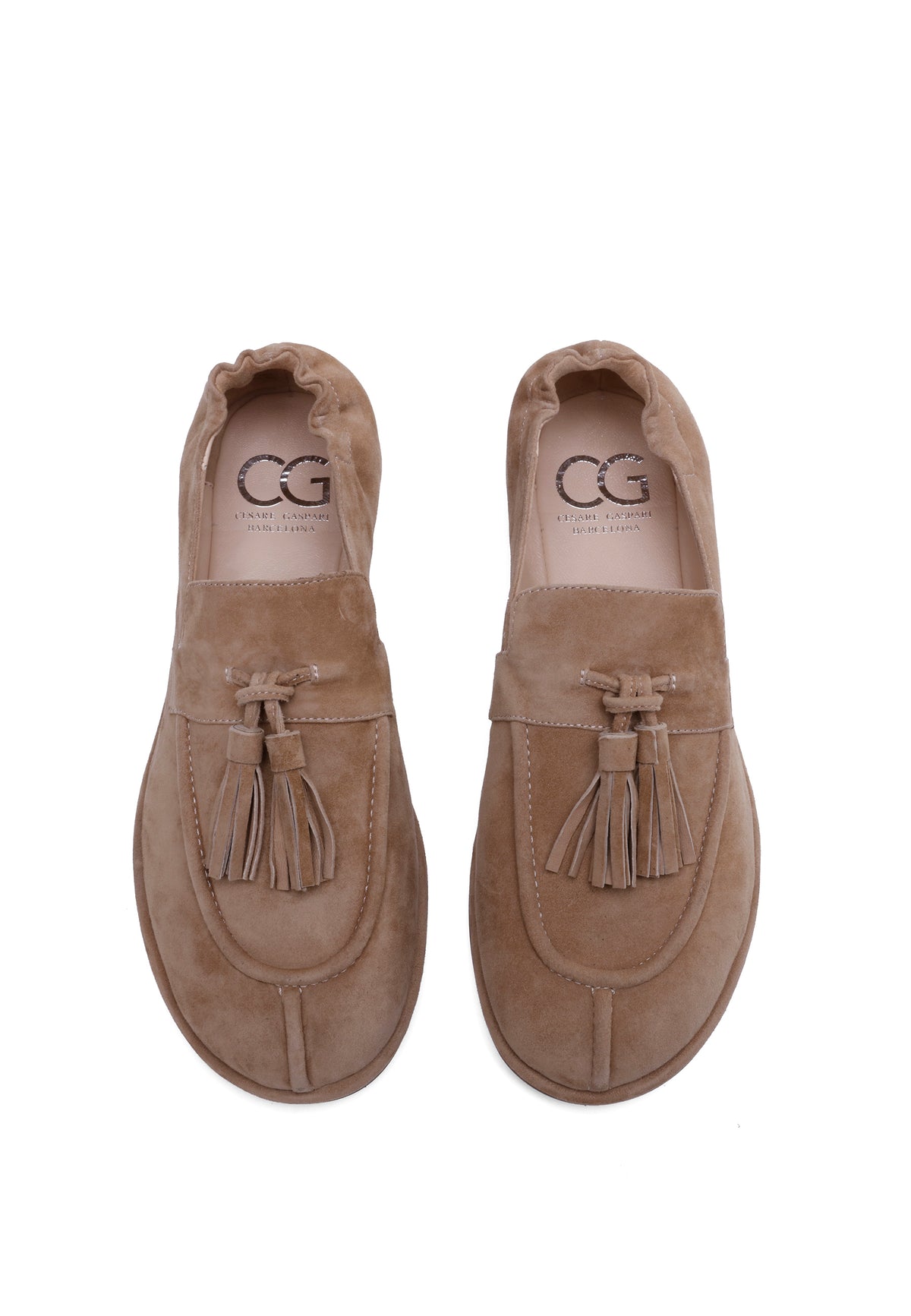 Loafers en daim à pampilles – Beige
