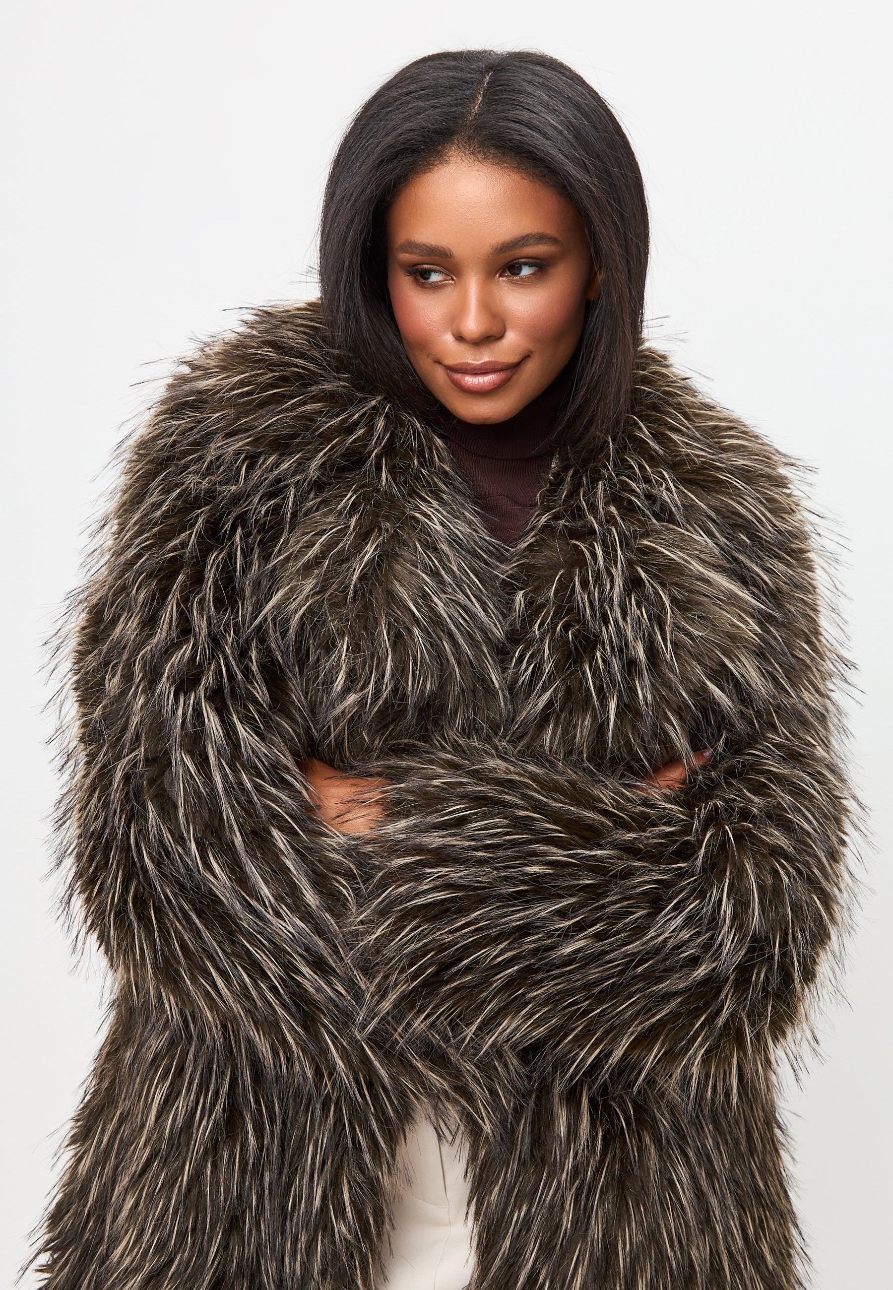 Luxurious Faux Fur Coat North - Brown