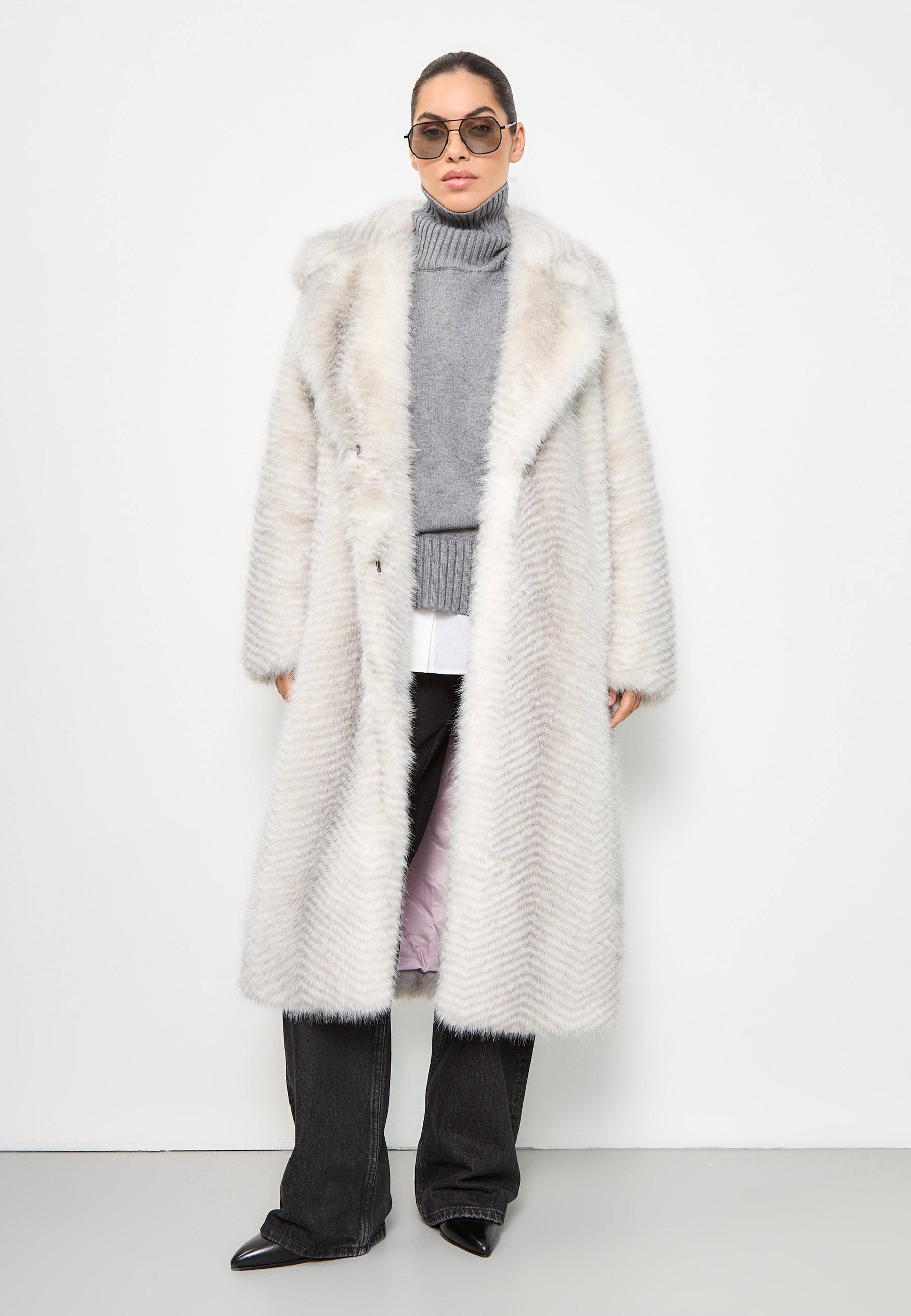 Luxurious Faux Fur Coat Natalie  - White