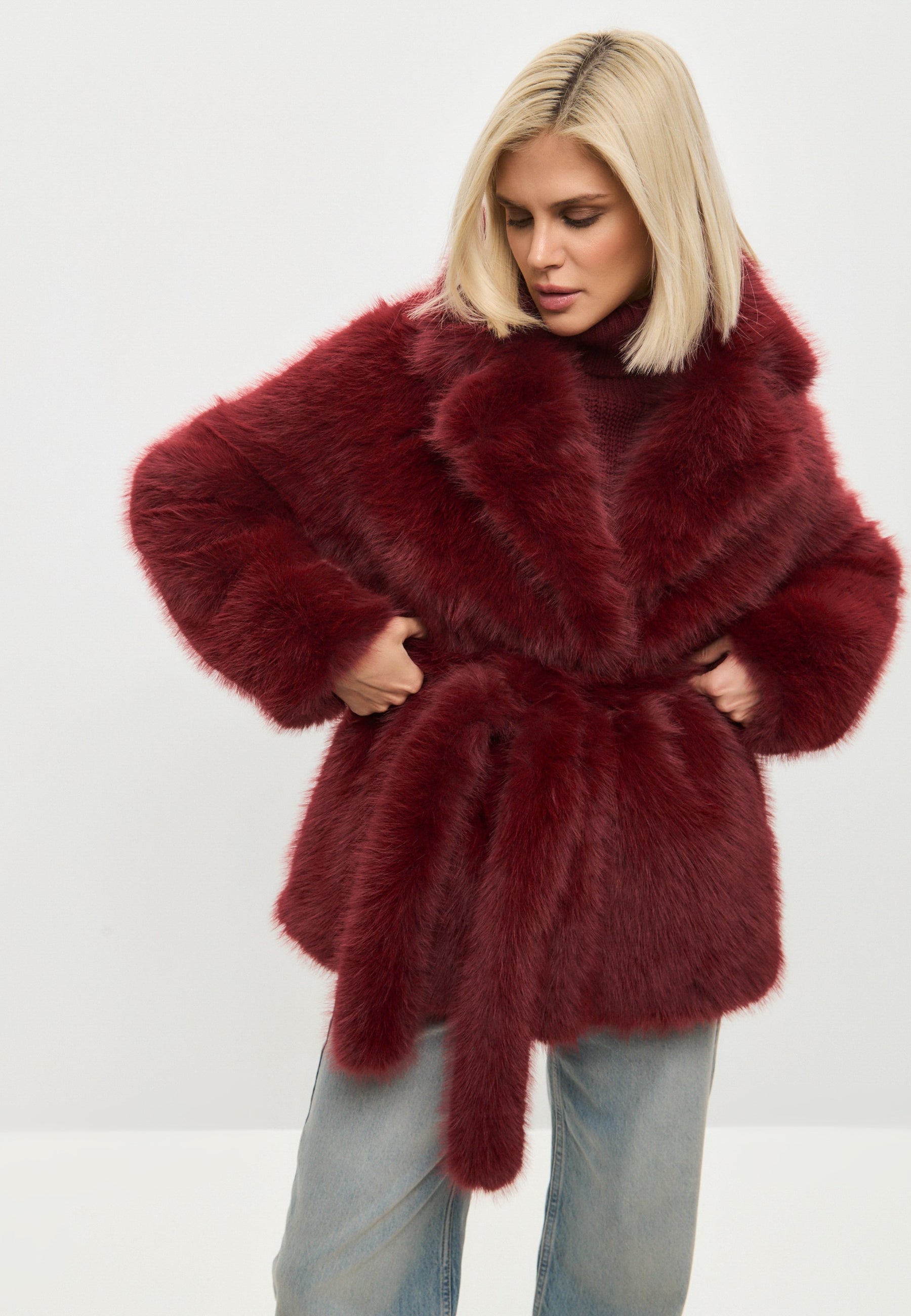 Chic Faux Fur Coat - Red