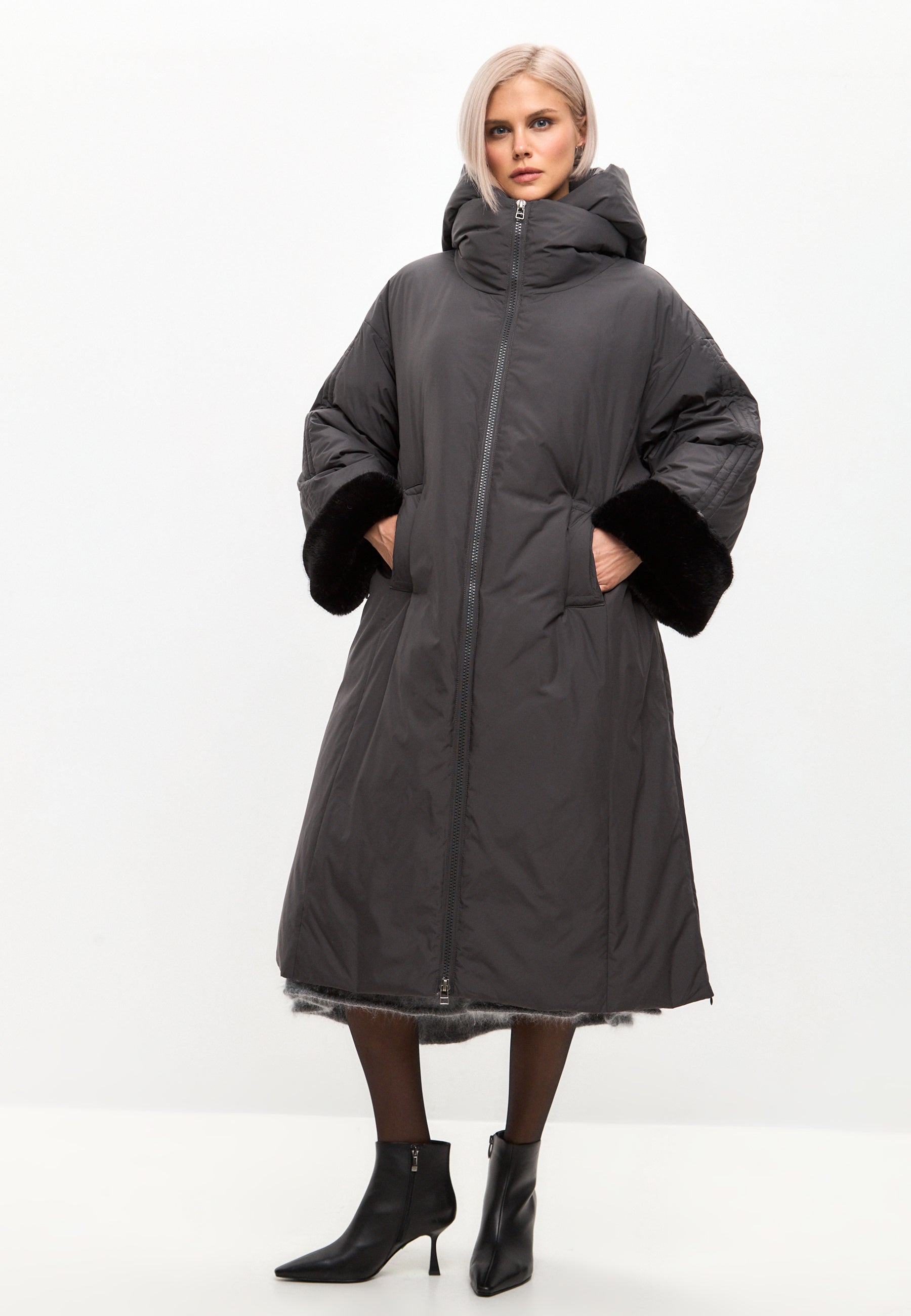 Oversized Hooded Puffer Coat with Faux Fur Cuffs - Gray