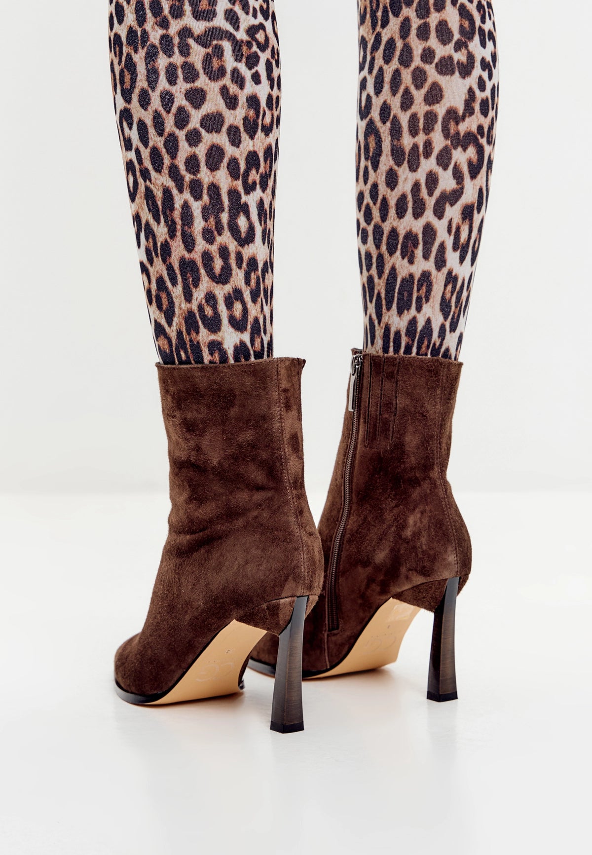 Velvet Edge Ankle Boot - Brown