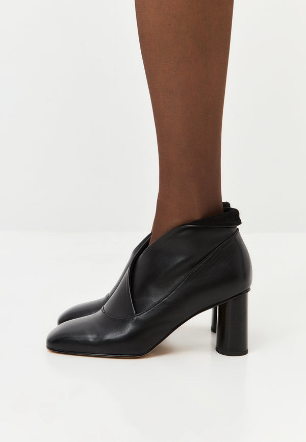 Sculpted High Vamp Ankle Shoe - Black