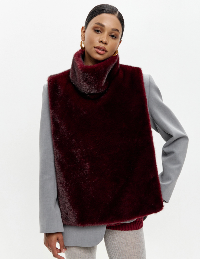 ABRIGO LARGO DE PIEL SINTÉTICA