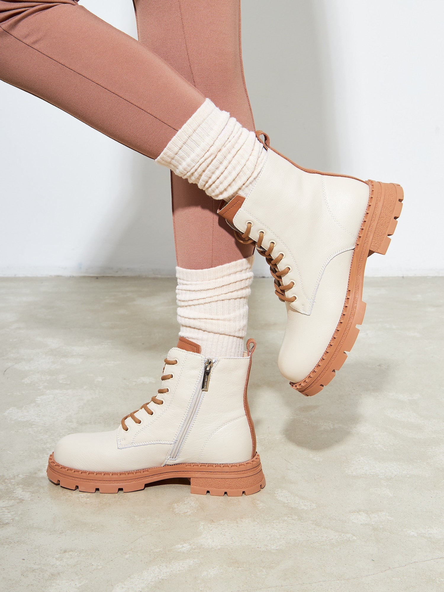 Leather Lace-up Ankle Boots - Cesare Gaspari 