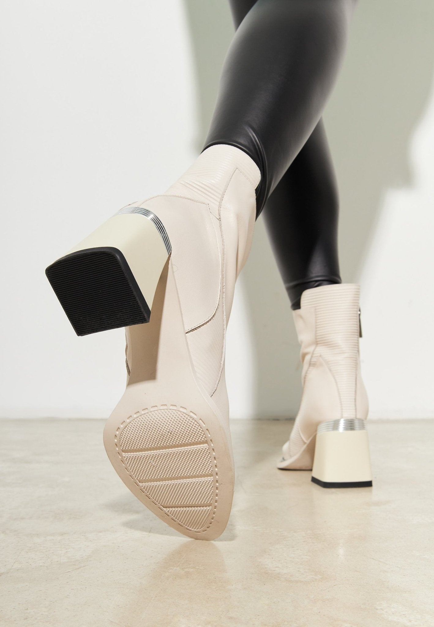 Block Heel Ankle Boots - Cesare Gaspari - Ankle Boots