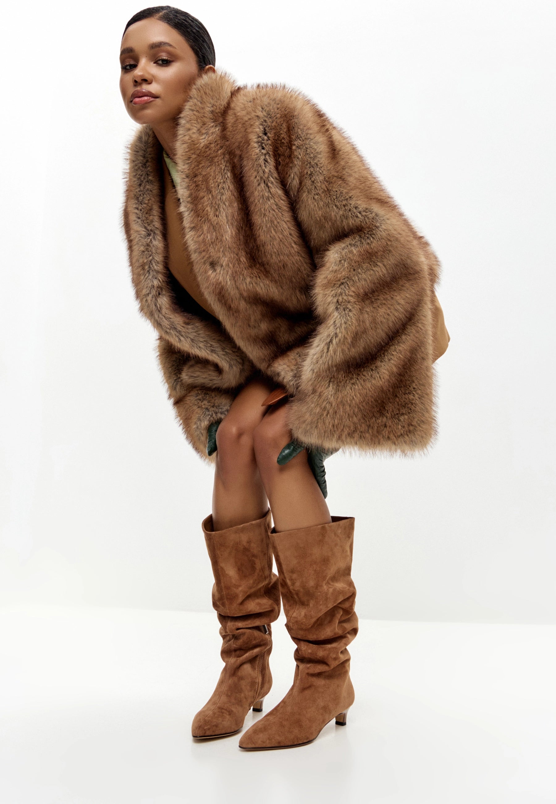 Cropped Faux Fur Jacket – Brown