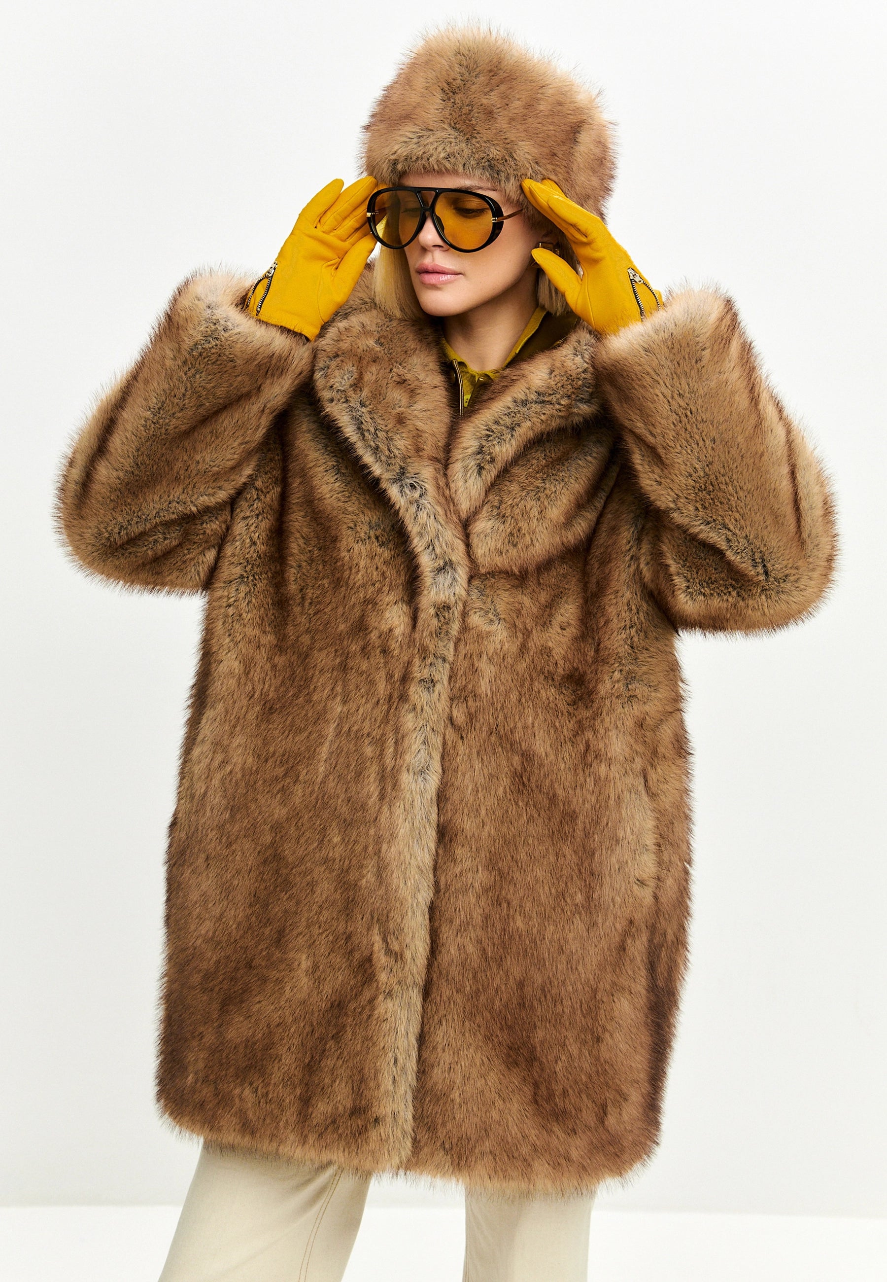 Oversized Faux Fur Coat with Collar – Brown