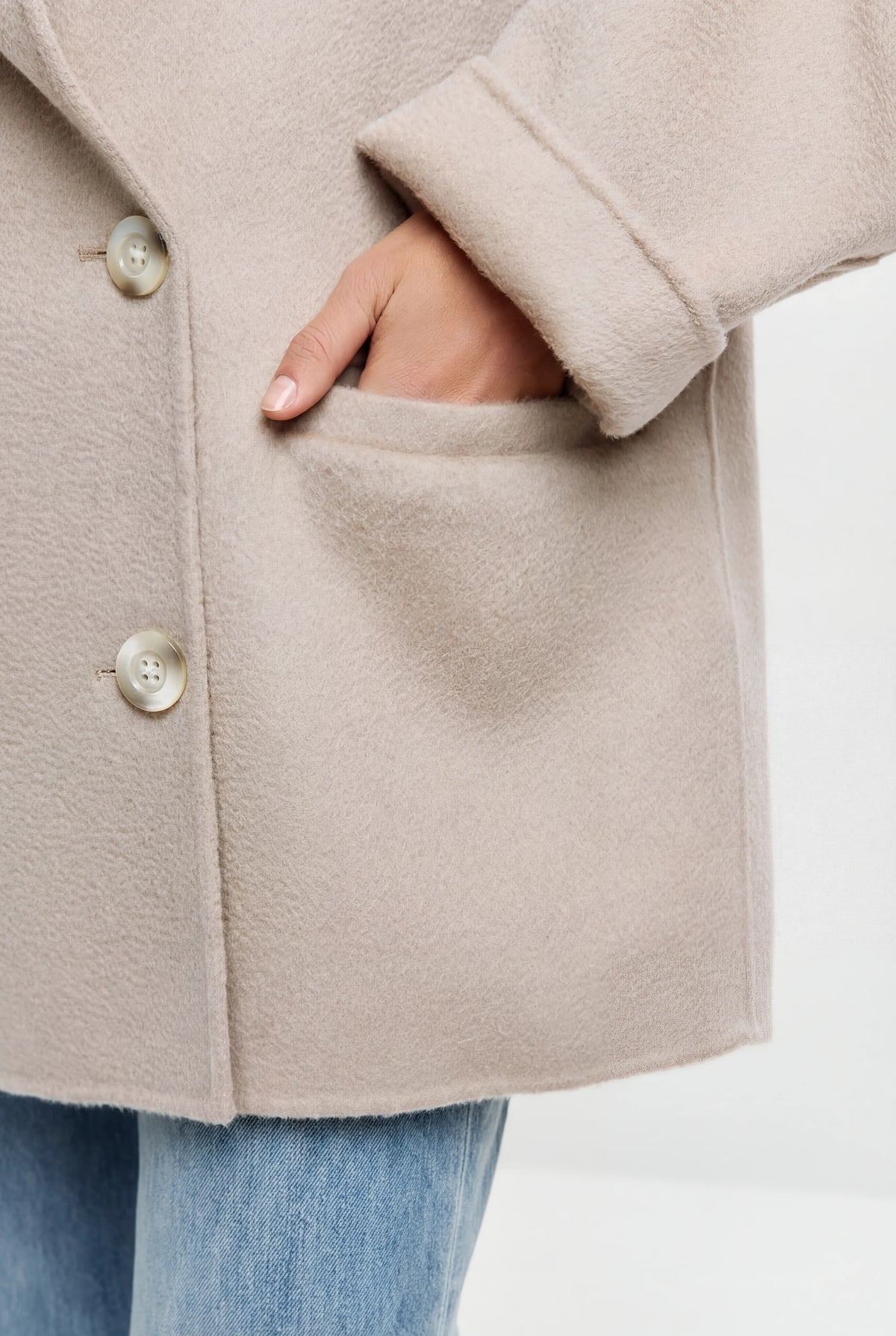 Cashmere Tailored Coat – Pearl
