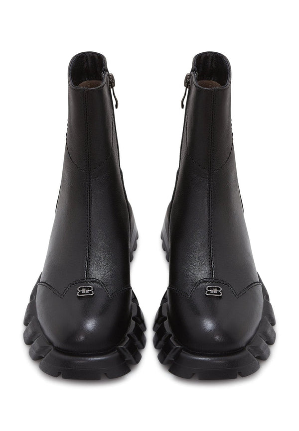 Läderstövlar med platt sula