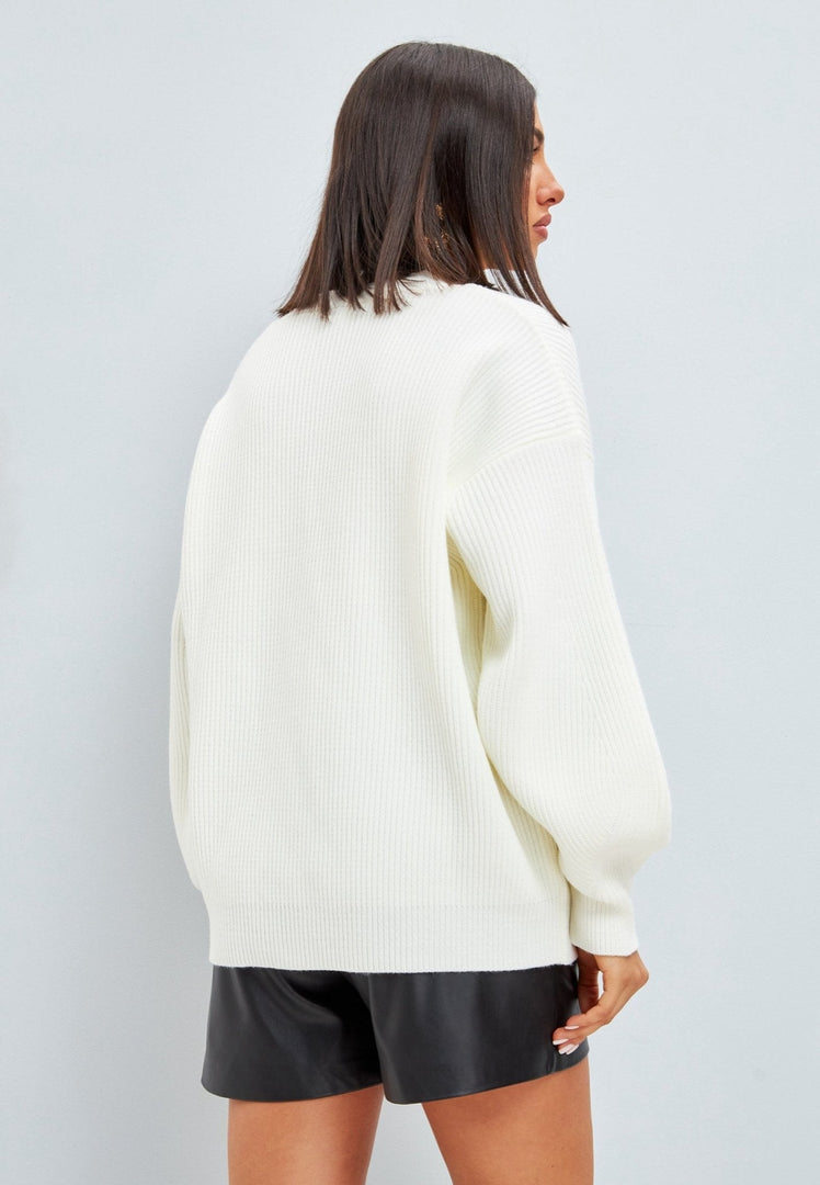 Strickjacke mit V-Ausschnitt