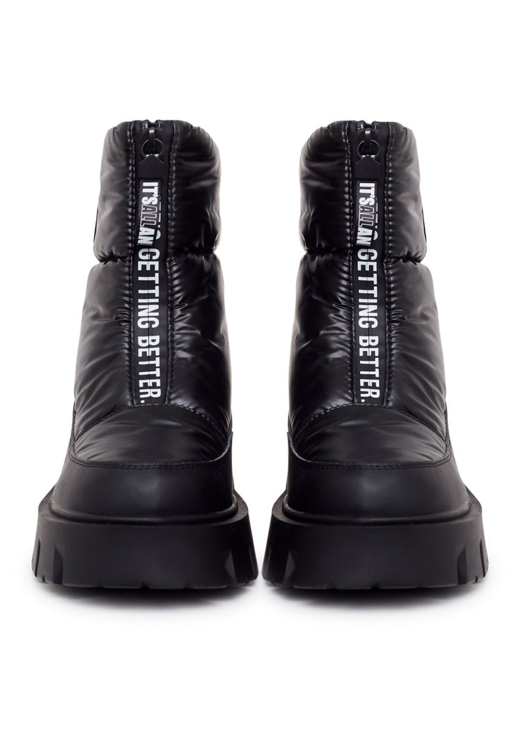 Stay warm and stylish this winter with these trendy black winter boots, the perfect addition to your cozy chic winter fashion footwear collection.