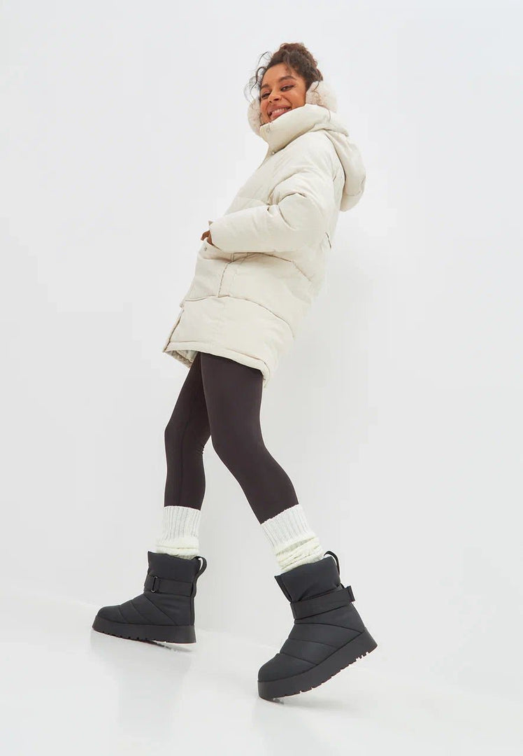 Urban Wool-Lined Winter Boots - Black