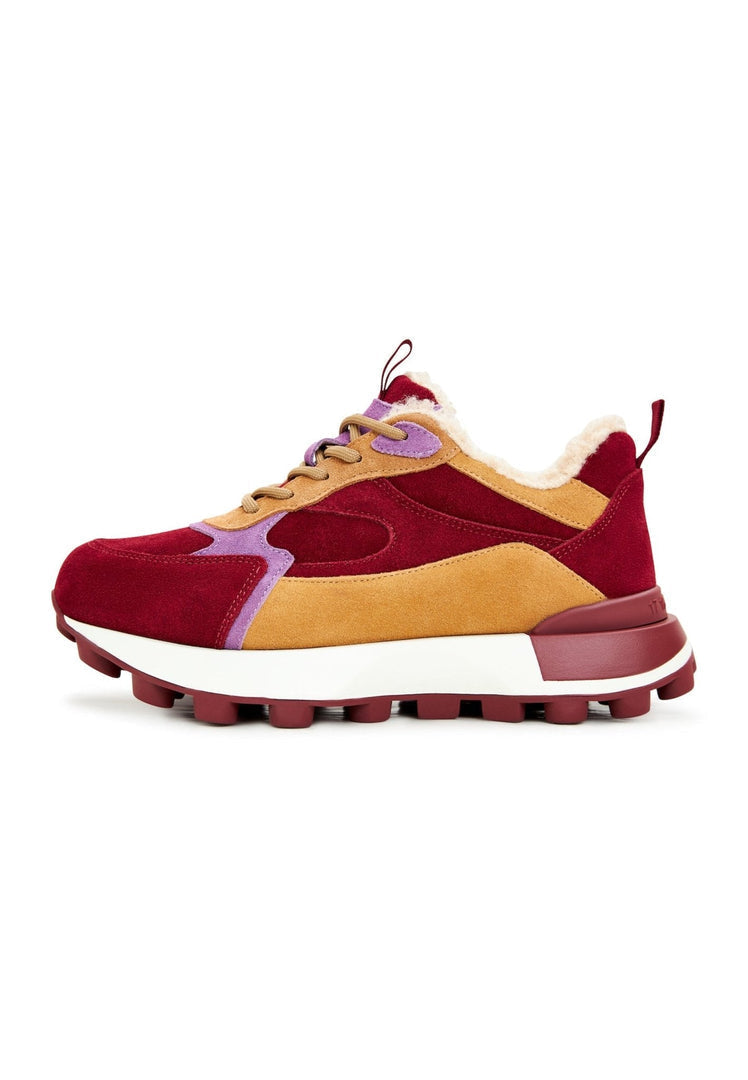 A stylish pair of women's chunky platform sneakers in Bordeaux color, perfect for adding a trendy touch to your outfit.
