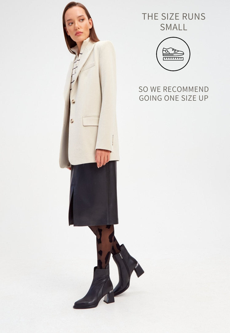 Enkellaarsjes met blokhak