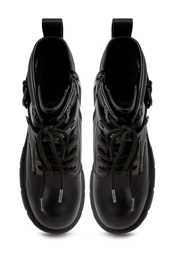 Eleganta ankelstövlar med plattform