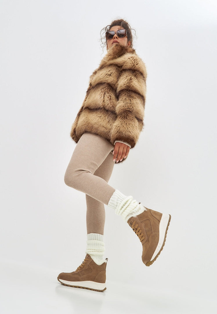 Flat Sole Winter Boots - Brown