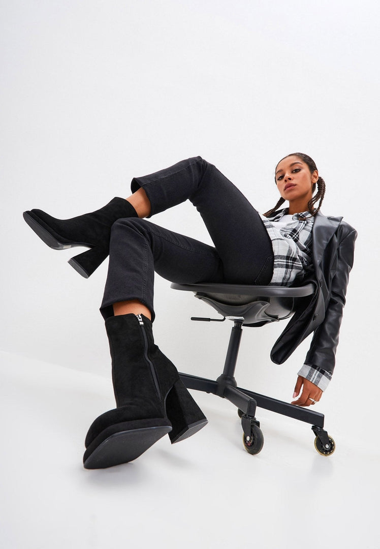 Stivaletti casual con tacco a blocco