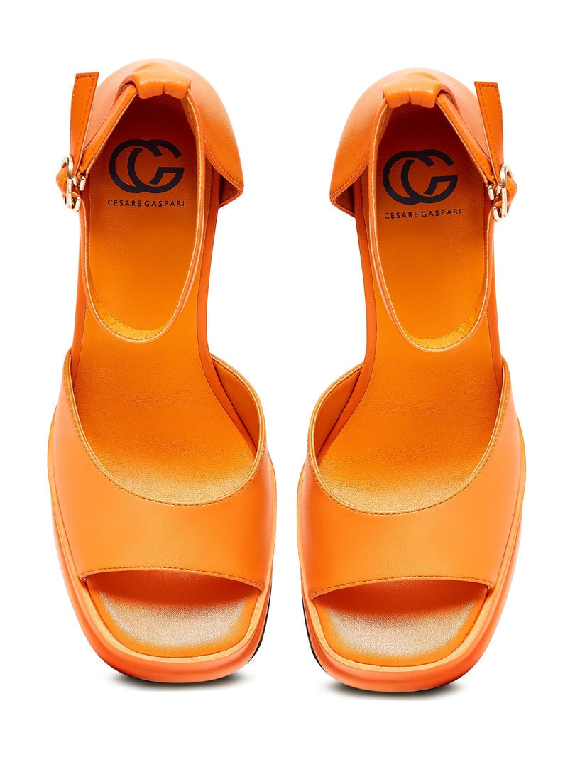 Klassische Sandalen mit offenen Zehen und hohen Absätzen - Orange