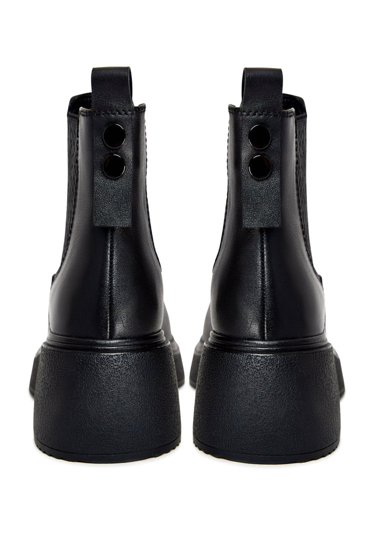 Leren plateaulaarzen