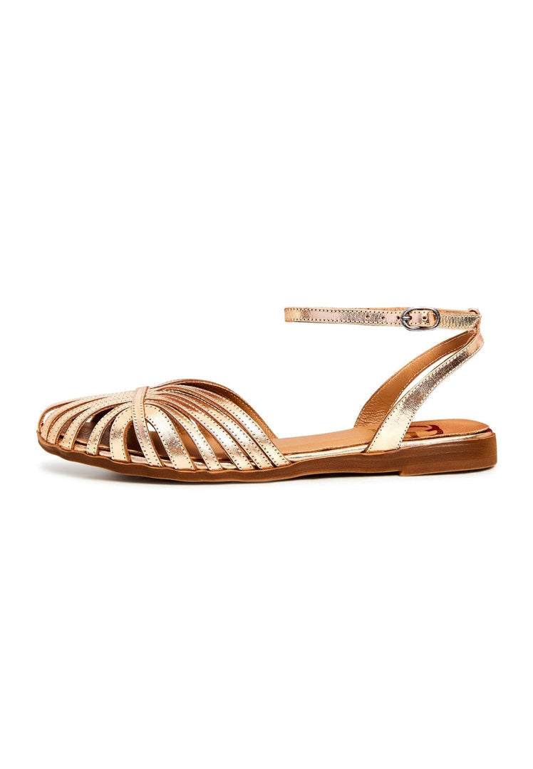 Leren sandalen met platte zool