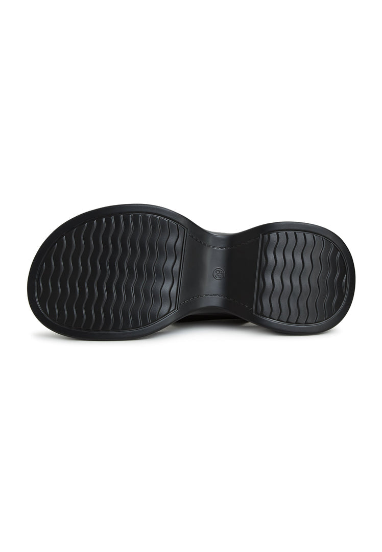 Elevate your style with a pair of trendy platform sandals - perfect for sipping margaritas or stepping out on sale day. Buy these stylish platform sandals Margarita online now!
