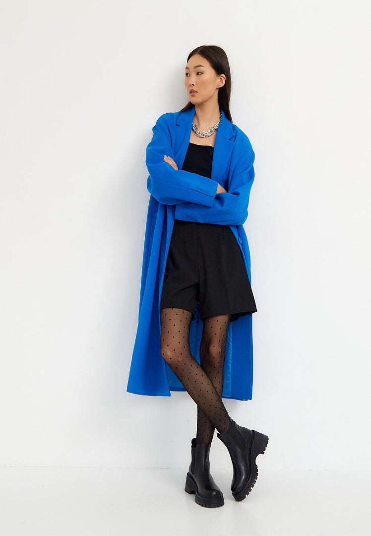 A fashionable pair of women's black platform Chelsea boots, featuring a chunky design for a trendy and edgy look.