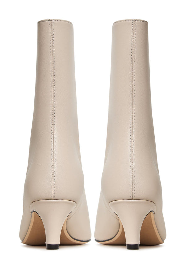 Kitten Heel Ankle Boots Dolly - White