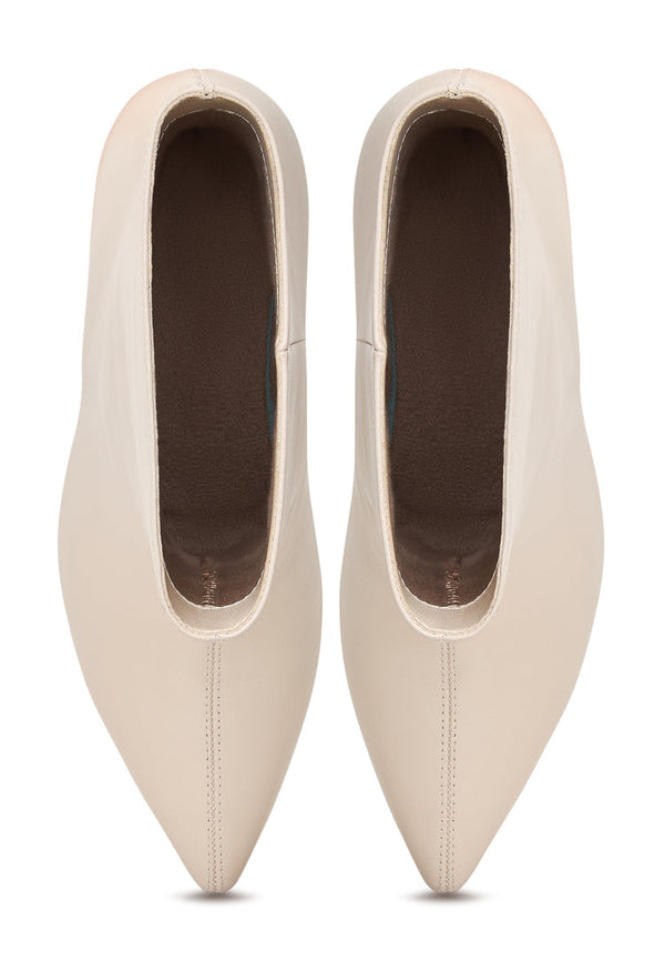 Kitten Heel Ankle Boots Dolly - White